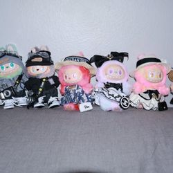 Labubu plush pendant