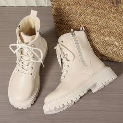 Brand New  White Combat Boots  Sherpa Lined  Chunky Sole 