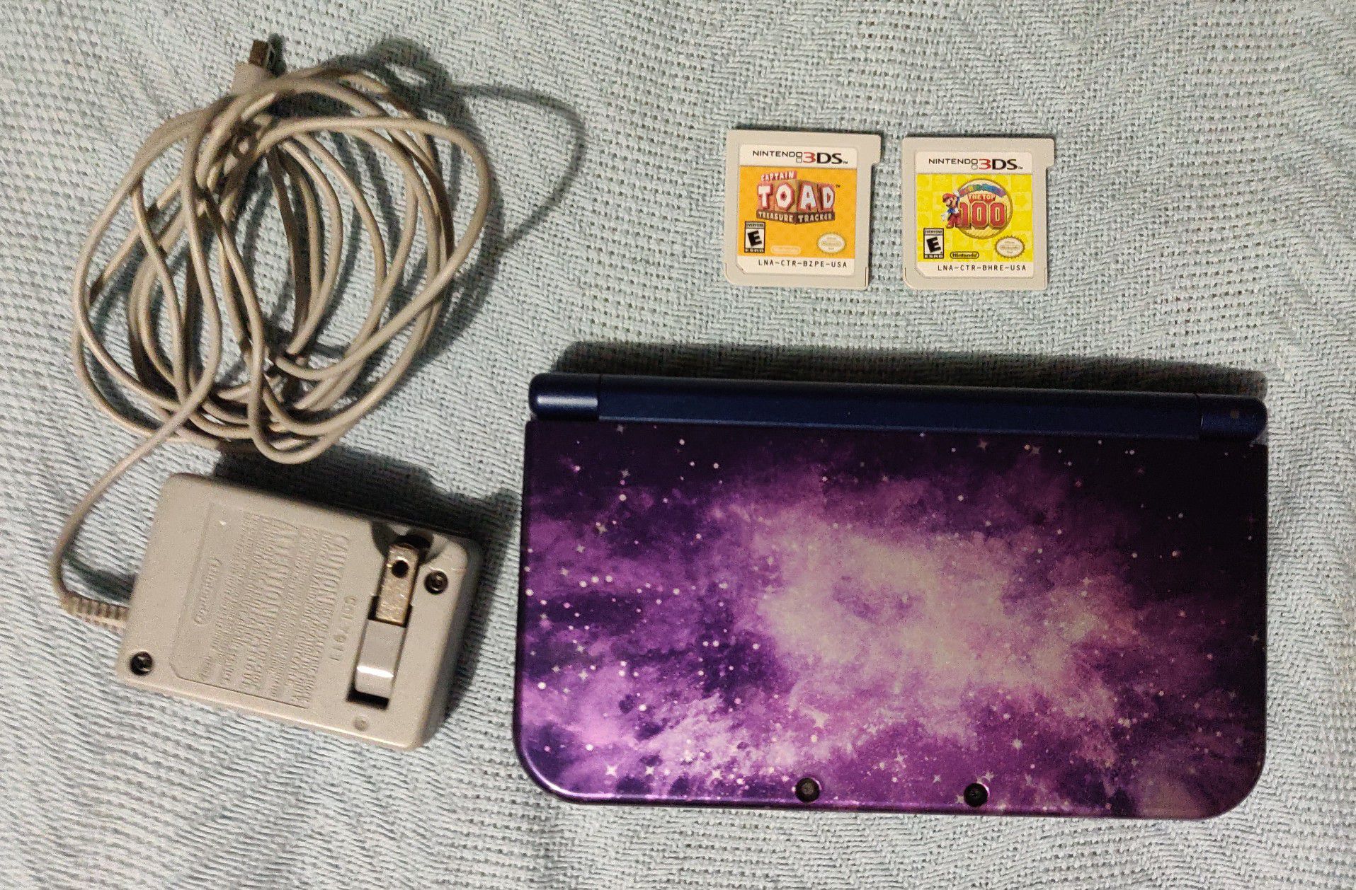 Nintendo 3DS XL Galaxy Edition W/ 2 Games