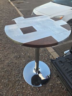 Round Riveted Aluminum Bar Table - Excellent $80