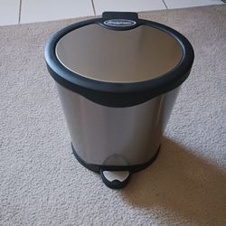 Simplykleen Small Trash Can