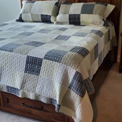 King Bed Set, Ashley 