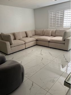 Living Spaces Cloud Style Sectional Couch