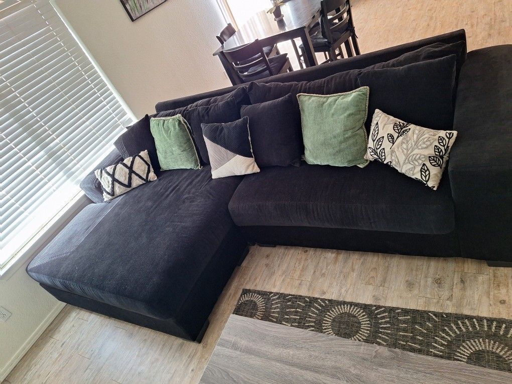 Extra Large Black Sectional / Couch