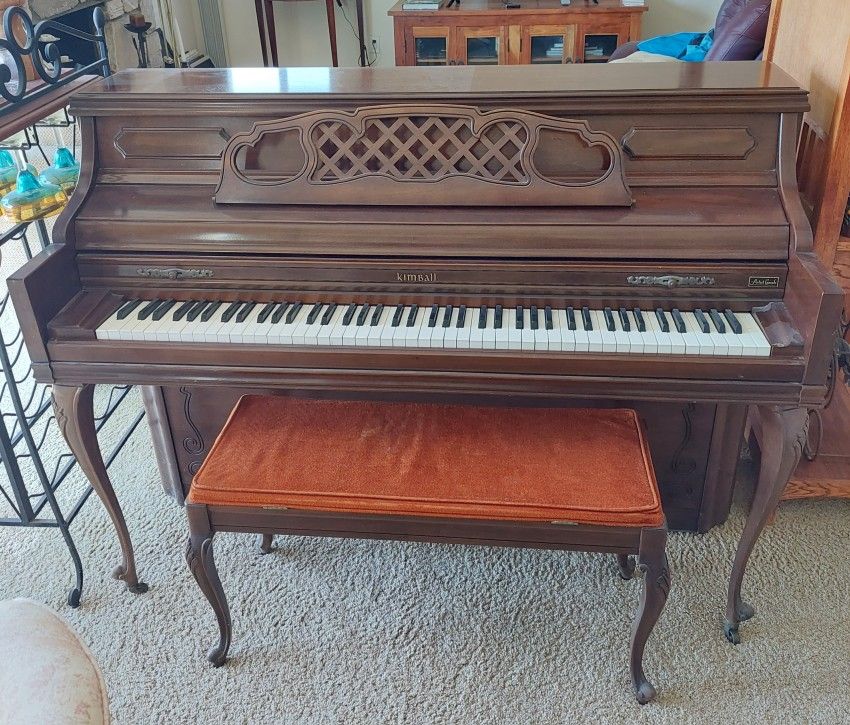 USED Kimbal Upright Artist Console Piano