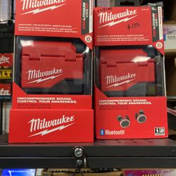 Milwaukee USB Bluetooth Jobsite Ear Buds
