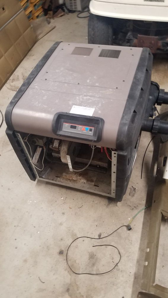 Hayward h250fdn pool spa heater for Sale in Redlands, CA OfferUp