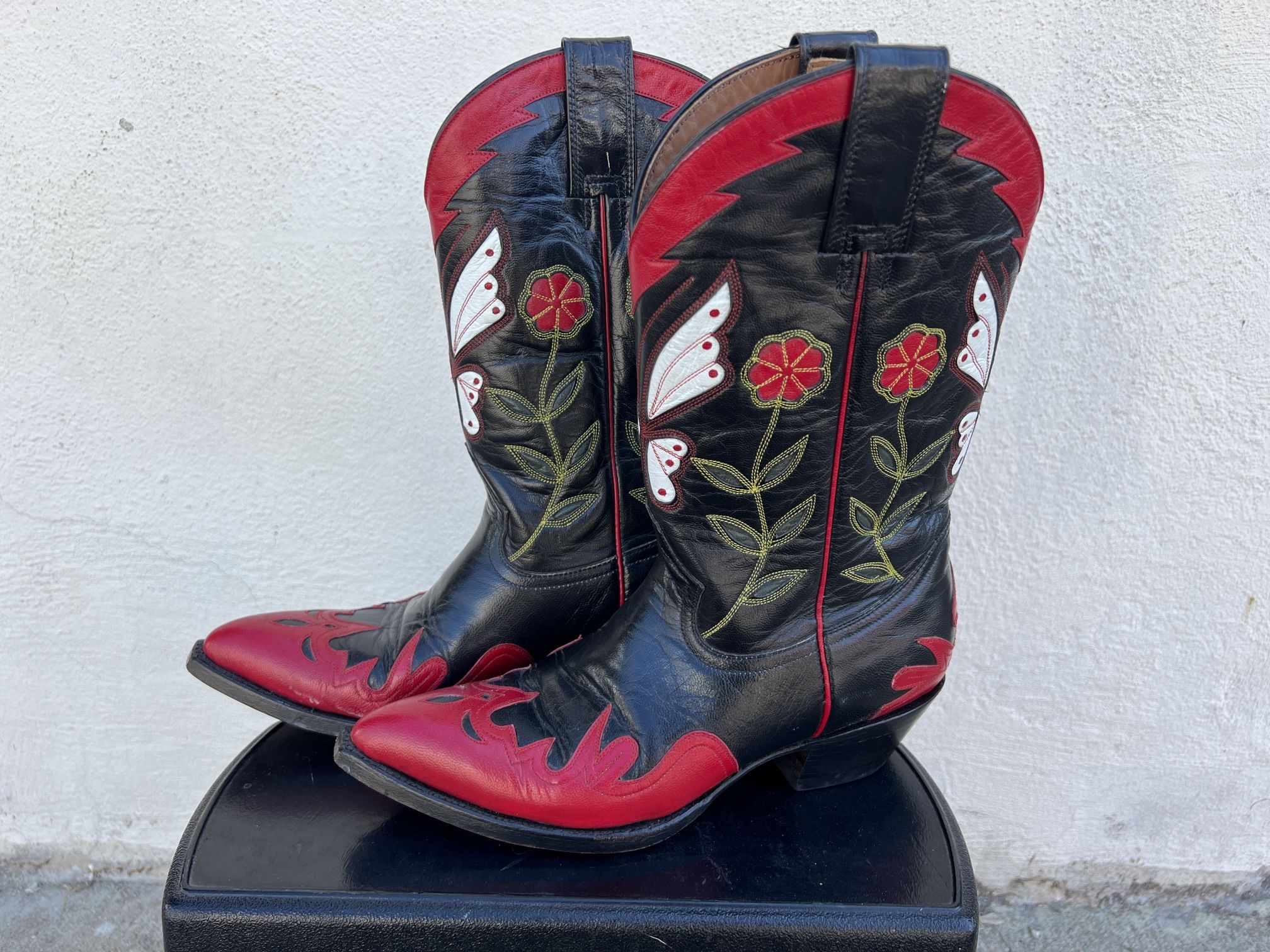 Size 9 - Montana Womens Vintage Cowboy Boots Double Sided Butterfly Inlays