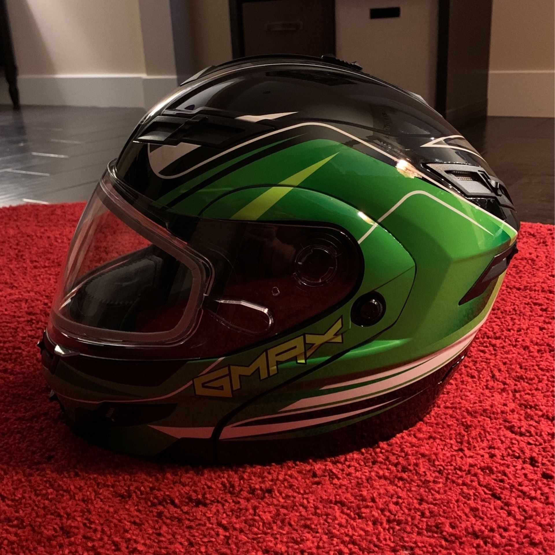 GMAX Snowmobile Helmet - Adult Small