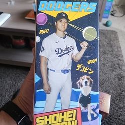 Shohei Ohtani And Decoy Bobblehead 