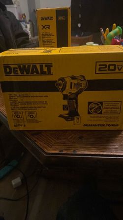 DeWalt 20V 1/2" Compact Impact Wrench DCF911B
