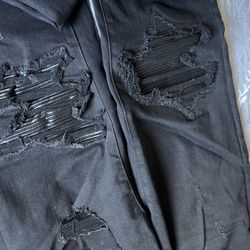 AMIRI MX1 Black Leather Patch Distressed Jeans - Size 32