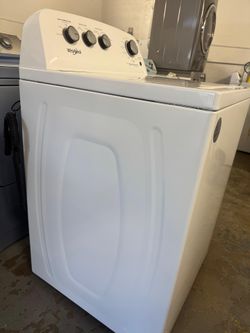 Like-New White Whirlpool Washer and Dryer Set - Works Perfectly!