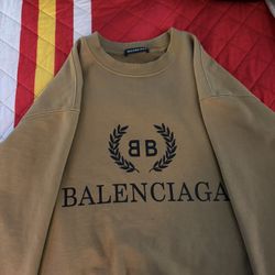 Balenciaga Men’s Sweater Size Medium