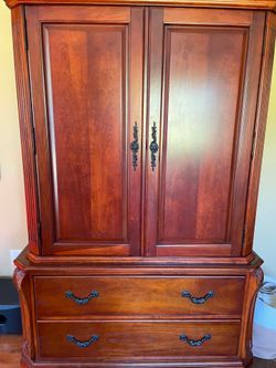 Free cabinet