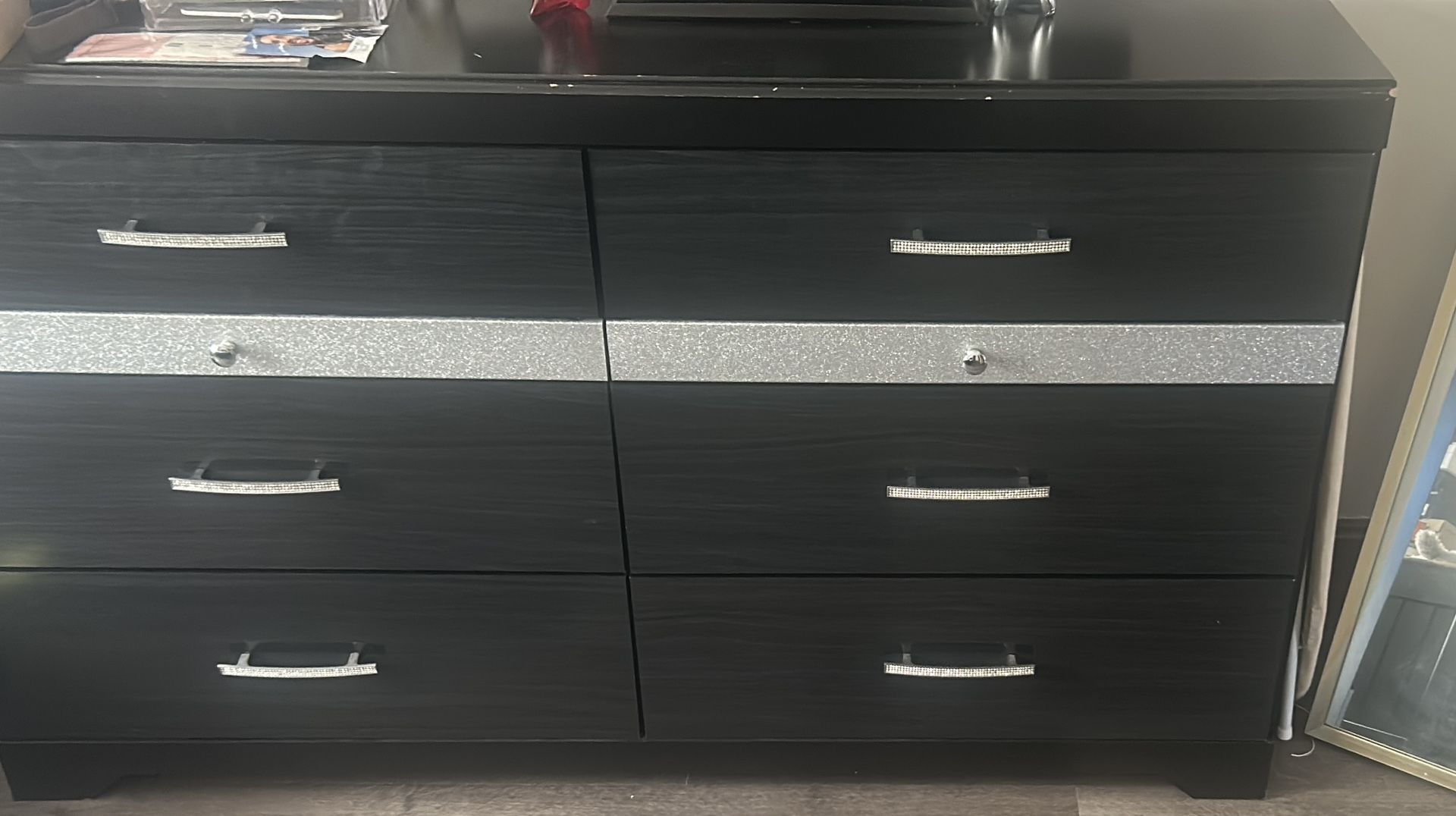 6 Drawer Dresser