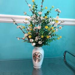 Floral Arrangement 22”x13”