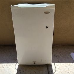 Haier Mini Fridge