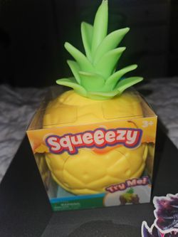 Squeeezy Pineapple