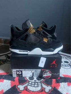 Jordan 4 Retro “Royalty”
