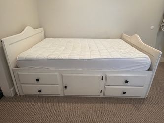 Full size bed frame & dresser/hutch