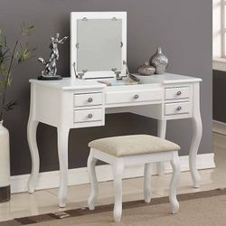 Brand New White Vanity Set