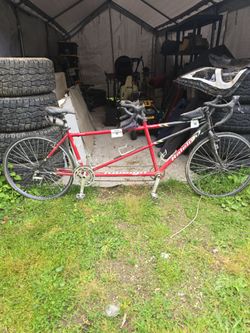 Tandem bicycle