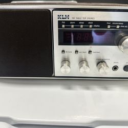 Vintage KLH Am/Fm Table top Stereo