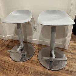 BARSTOOLS 