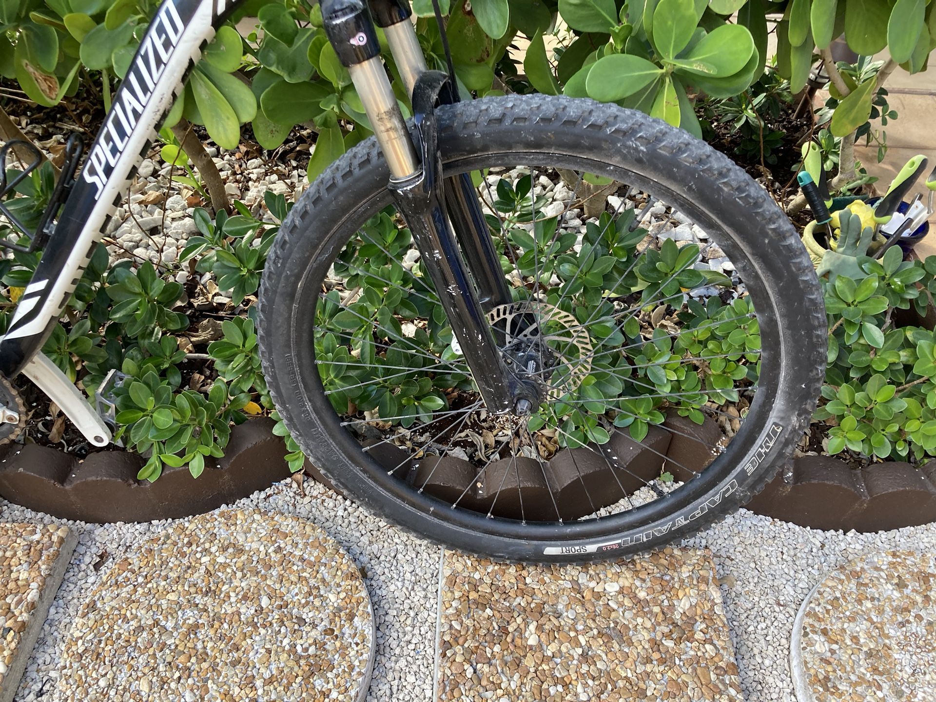 Specialized rockhopper en14766 hotsell