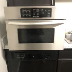 KitchenAid Restaurant Style Microwave oven