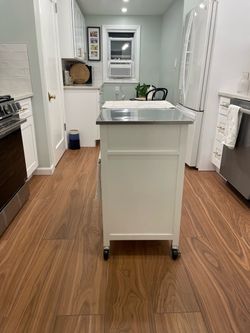 Utility cart