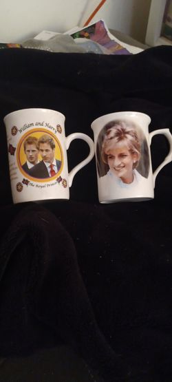 Royal Family Collection 2 Cups