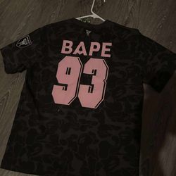 A Bathing ape Jersey