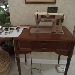 Singer Slant-O-Matic Sewing Machine With Cabinet 