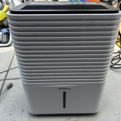 Dehumidifier 