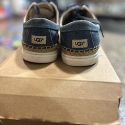 UGG Sneakers 
