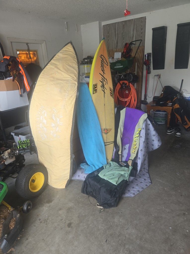 Quiet Flight Comp Series Triple Fin Surfboard
