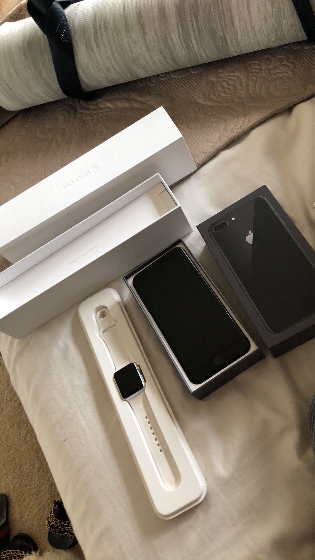 Apple Watch and Iphone 7plus 128gb