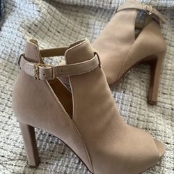 Michael Kors Women’s Booties -SIZE 7 1/2 