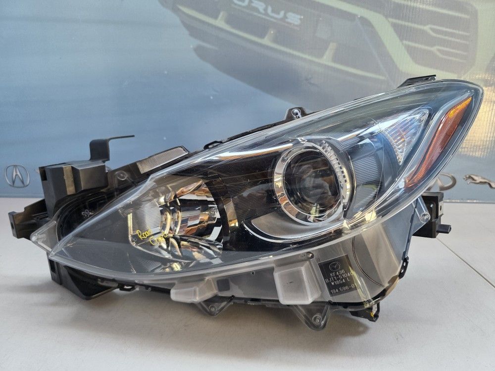2014-2016 MAZDA 3 LEFT HALOGEN HEADLIGHT