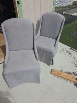 Accent chairs