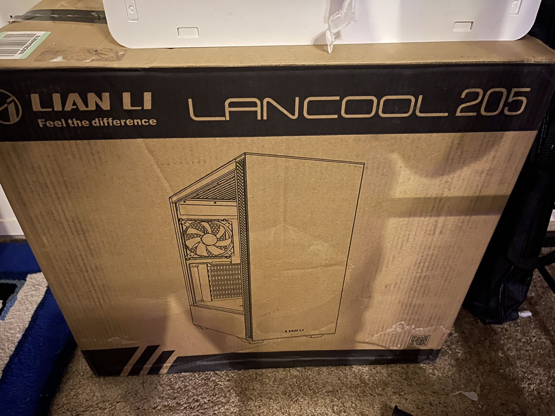 Lian Li Lancool 205