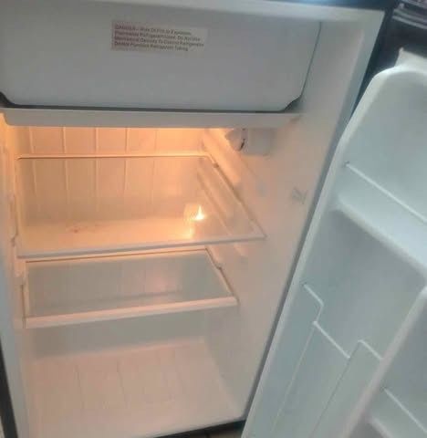 Whirlpool Mini Fridge – Good Condition – $85