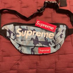 Louis Vuitton x Supreme Bum Bag for Sale in Santa Clara, CA - OfferUp