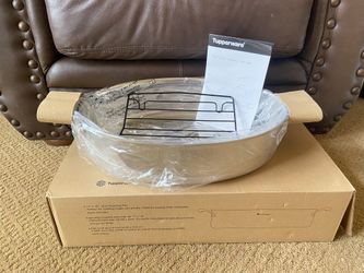 NEW TUPPERWARE CHEF SERIES 11x16 Oval Roasting Pan With Rack