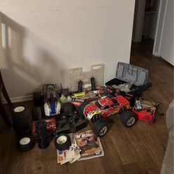 Traxxas T-maxx 3.3 Trucks 