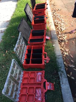 Milwaukee Pack out Set. 5 Storage Boxes