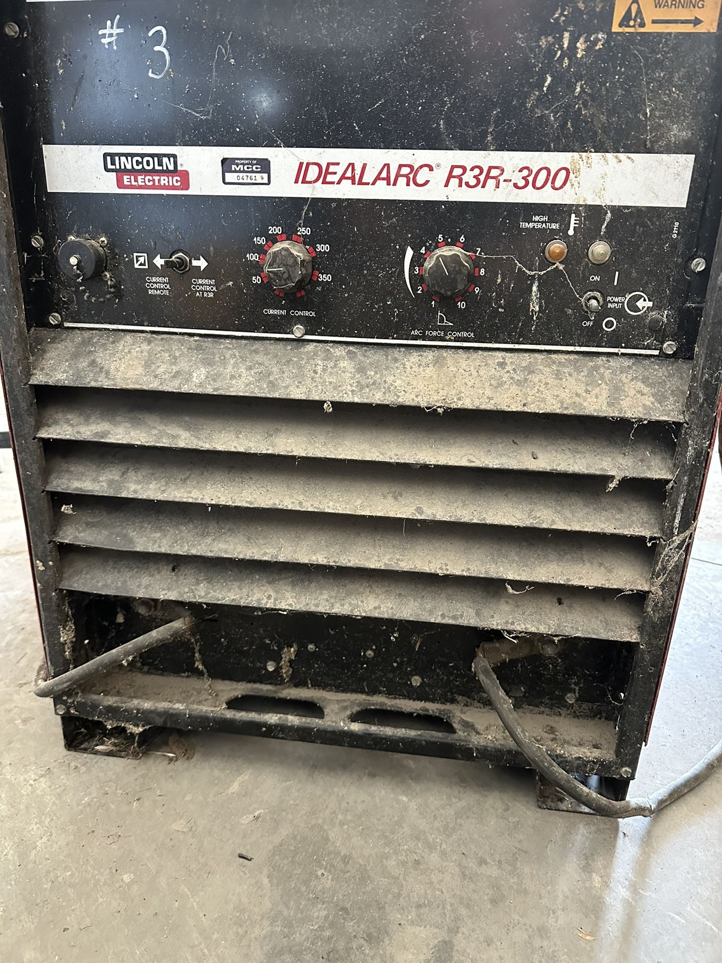 Lincoln Ideal-arc R3r-300 Welder