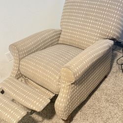 Recliner $30